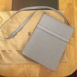 Louis Vuitton epi leather crossbody bag